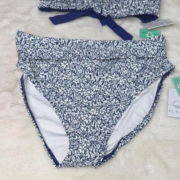 Sunsets Forget Me Not Reversible Starlette Triangle Top Hannah High Wais… - Picture 4 of 10